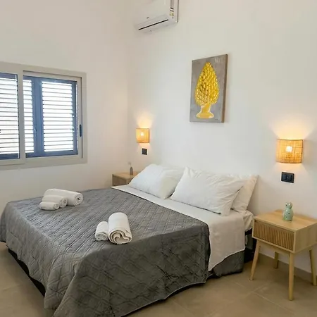 Leone Di Sicilia Apartment *